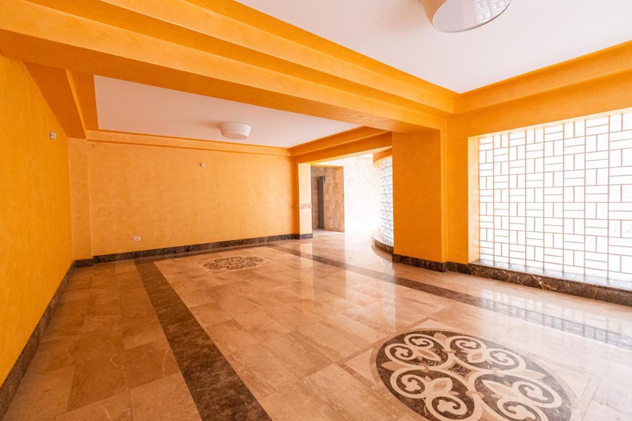Nature Apartment - Minutes Away From The Old Town And Afi Mall Brașov Exterior foto